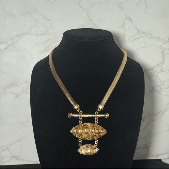 Elegant Gold Necklace with Textured Pendants - Picture 3 of 4